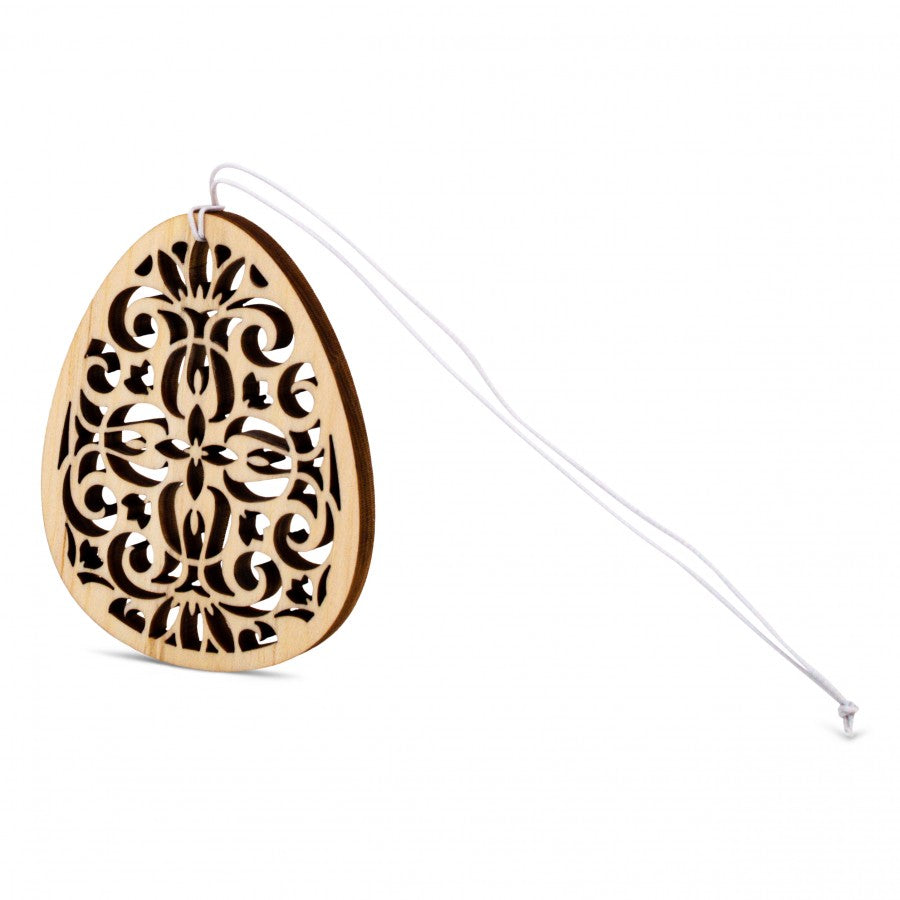 Osterschmuck aus Zirbe Mandala