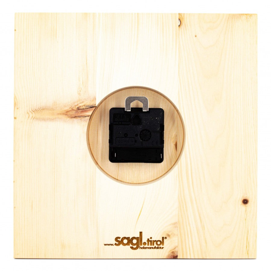 Zirben Wanduhr 3-D-Optik mit Schriftzug