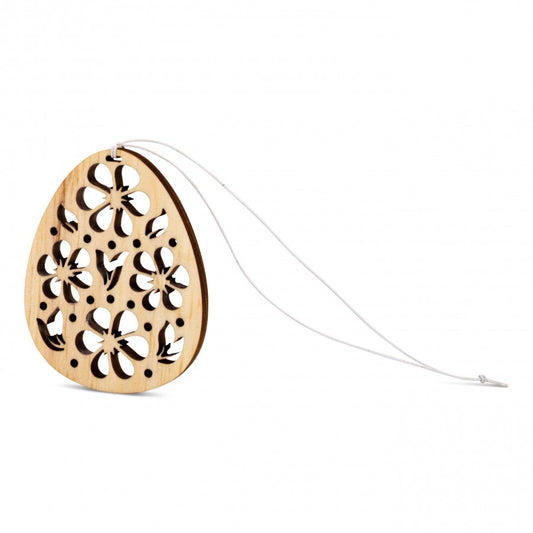 Osterschmuck aus Zirbe Blumen ausgeschnitten